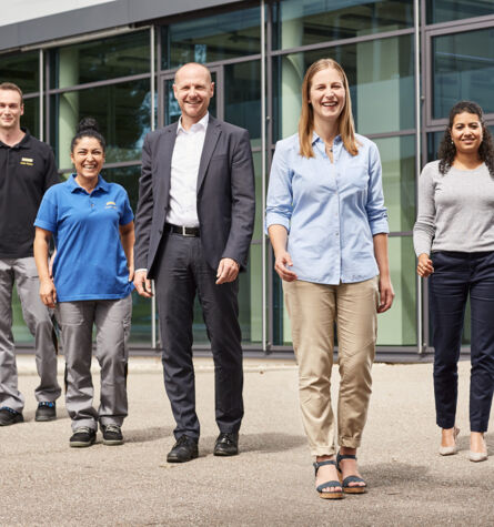 Website: GEZE staff photo shoot 2017: careers
