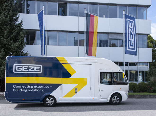 GEZE Showmobile