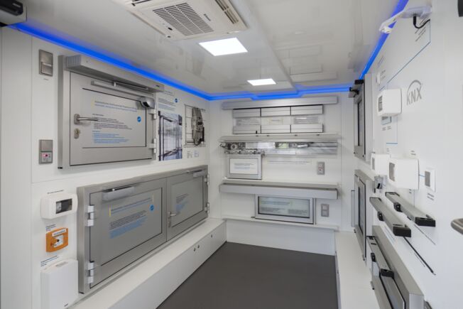 GEZE show truck 2025