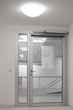 Swing door drive - Slimdrive EMD-F + GC 334 + RSZ 6, Z flush-mounting Electromechanical swing door drive for single leaf fire and smoke protection doors