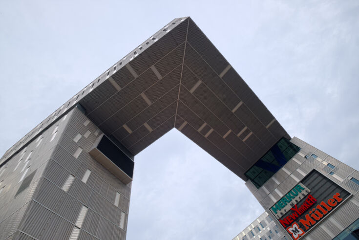 View of the Vienna West train station with the famous ‘Wolkenspange’ architectural feature. Photo: Shutterstock