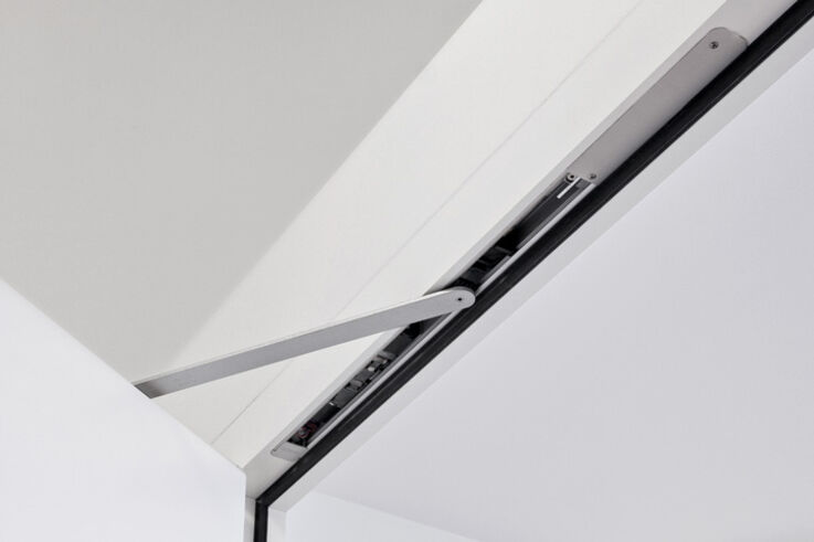 Integrated door closers - You see that you can see nothing at all: Integrated door closers are not visible from the outside, yet they keep your doors closed. If design, aesthetics and maximum safety are especially important for your door, choose a GEZE Boxer solution.