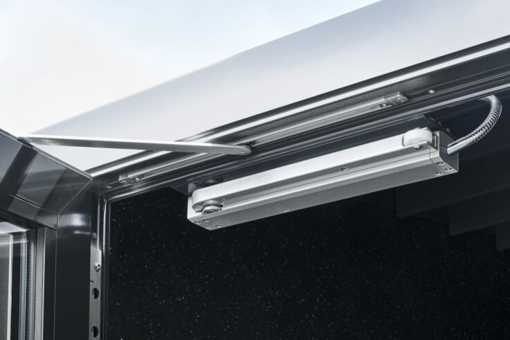 Air inlet systems - In the event of a building catching fire, air inlet systems provide the necessary "air flow power". This way fire smoke can escape. Here, the coordinated interaction of air inlet and exhaust air solutions is crucial.