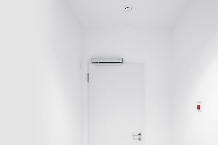 Draadloze uitbreidingen - Kabel en Co. zijn verleden tijd – kies als toebehoren voor uw automatische draaideur uit het grote GEZE-productaanbod de passende draadloze uitbreiding.