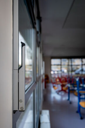 GEZE OL 90 Centre de Loisirs OASIS