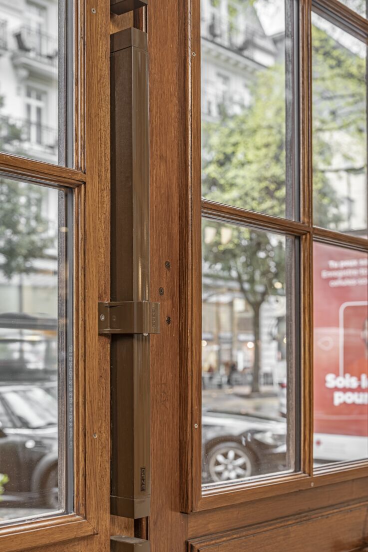 De krachtige Powerchain kettingaandrijving is in gebruik op het station van Montreux.